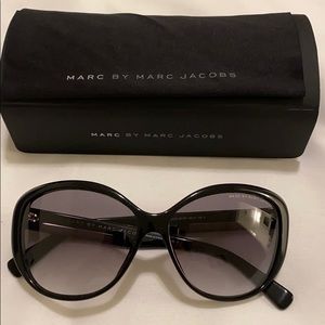Women’s Sunglasses - Marc Jacobs